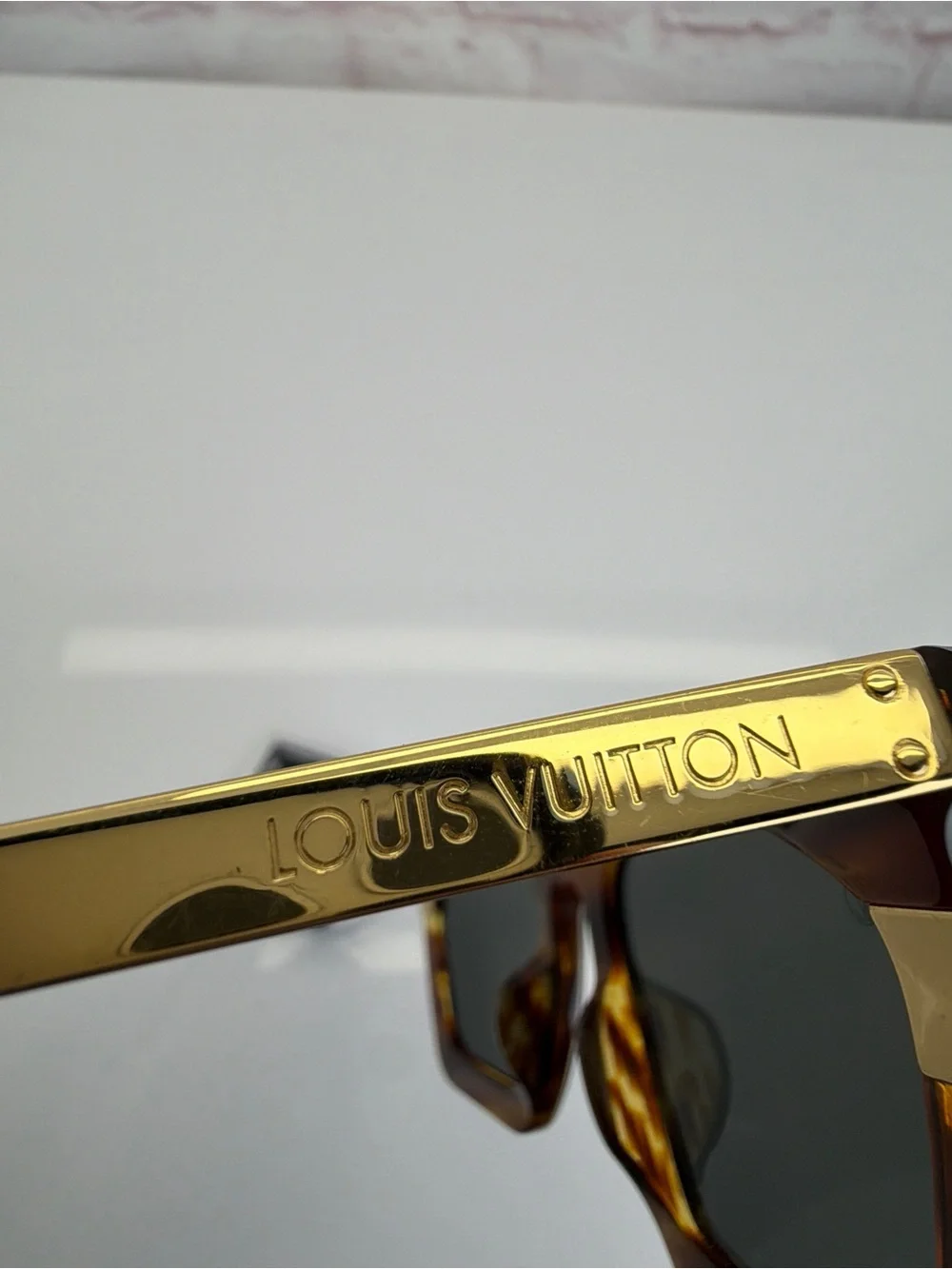 Louis Vuitton 1.1 Millionaires Sunglasses Z1436W Brown/Gold Tone